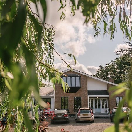 En-Suite Double Room. Dublin Airport, Fairyhouse, Tayto Park, Ashbourne Close By. Ашбърн Екстериор снимка